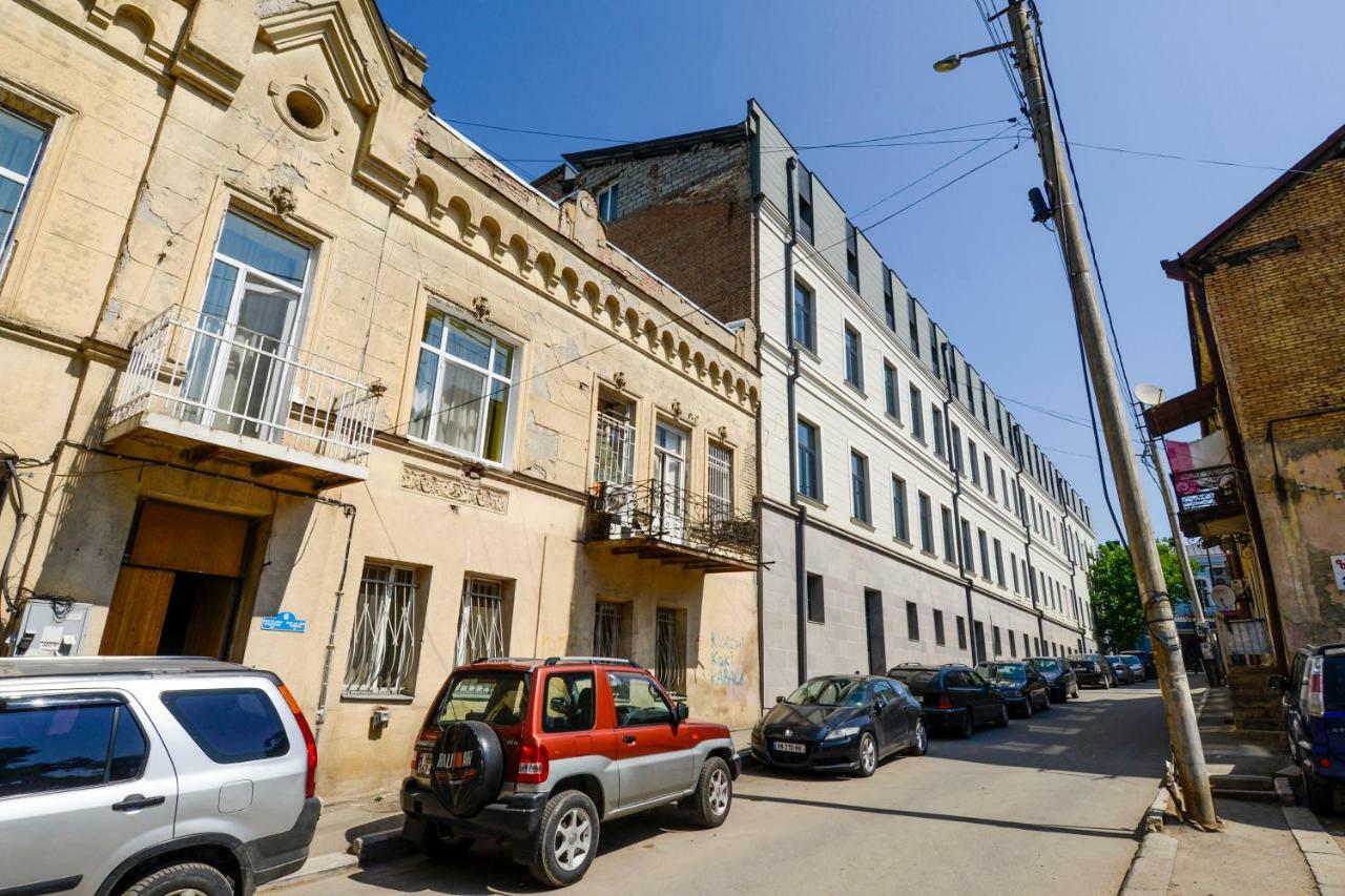 Iveria Aparthotel Tbilisi Exterior photo